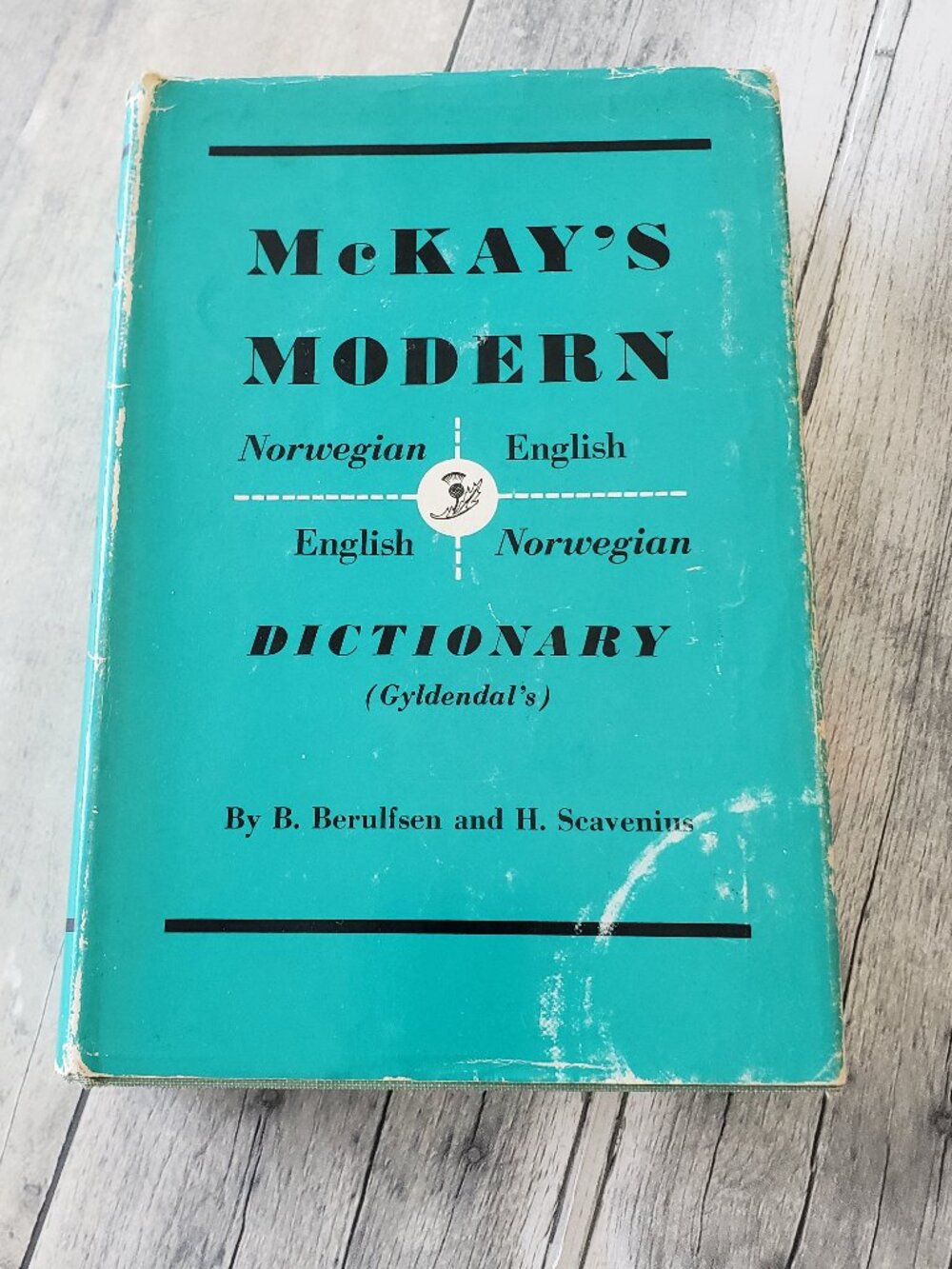 Vintage McKay's Modern Norwegian-English Dictionary (Gyldendal's) 5th edition